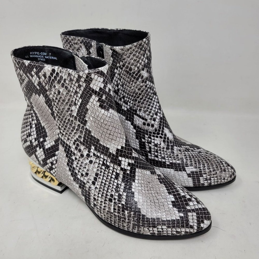 Bamboo Womens Ankle Boots Sz 7 M Gold Chain Embellished Heel Snake Print